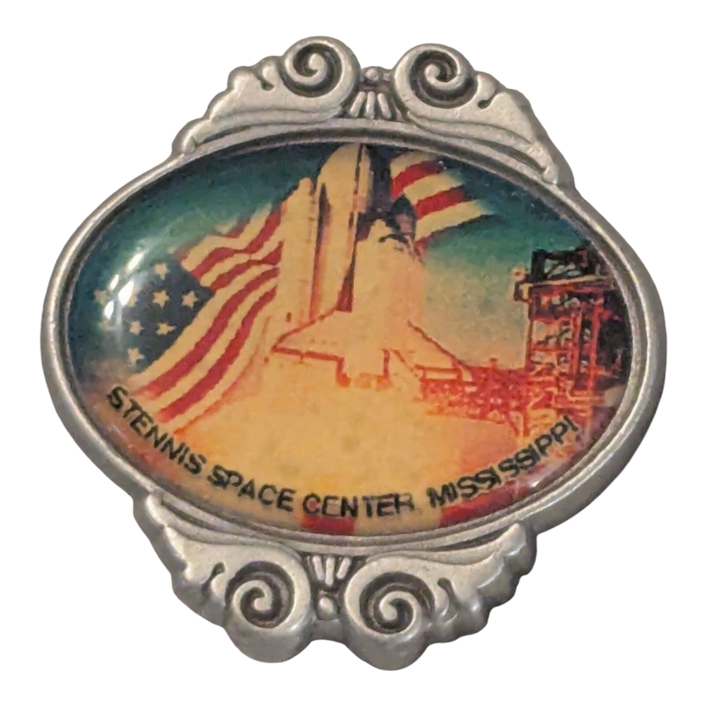 Y2K Pewter John C. Stennis Space Center Mississippi Souvenir Fridge Magnet 1.25"